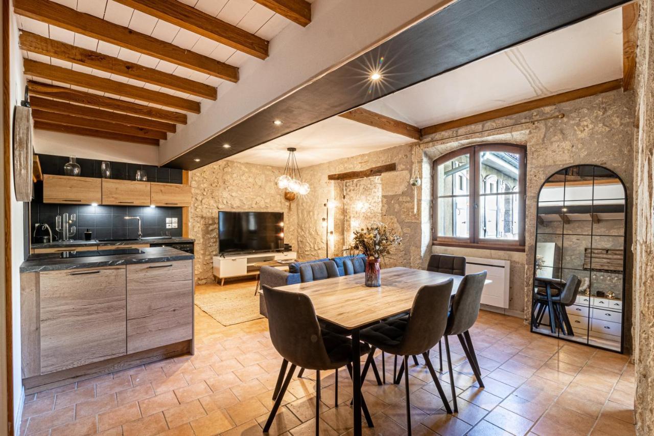 Superbe Appartement, Situe Au Coeur De La Ville. ออช ภายนอก รูปภาพ
